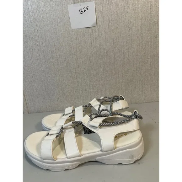 Bamboo Open Toe Lace Up Cutout Sneaker Sandal 20085 nwob size 8.5 - Picture 6 of 9